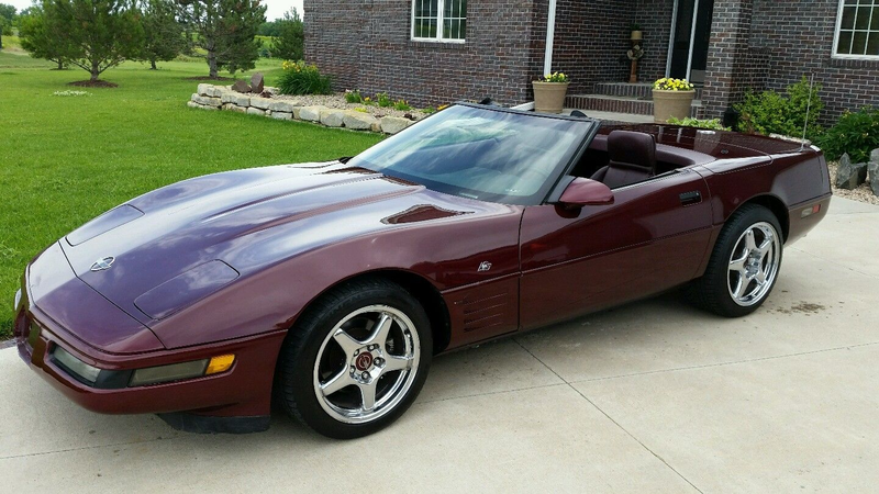 Illustration for article titled Here Are Ten Of The Best Convertibles On eBay For Less Than $10,000